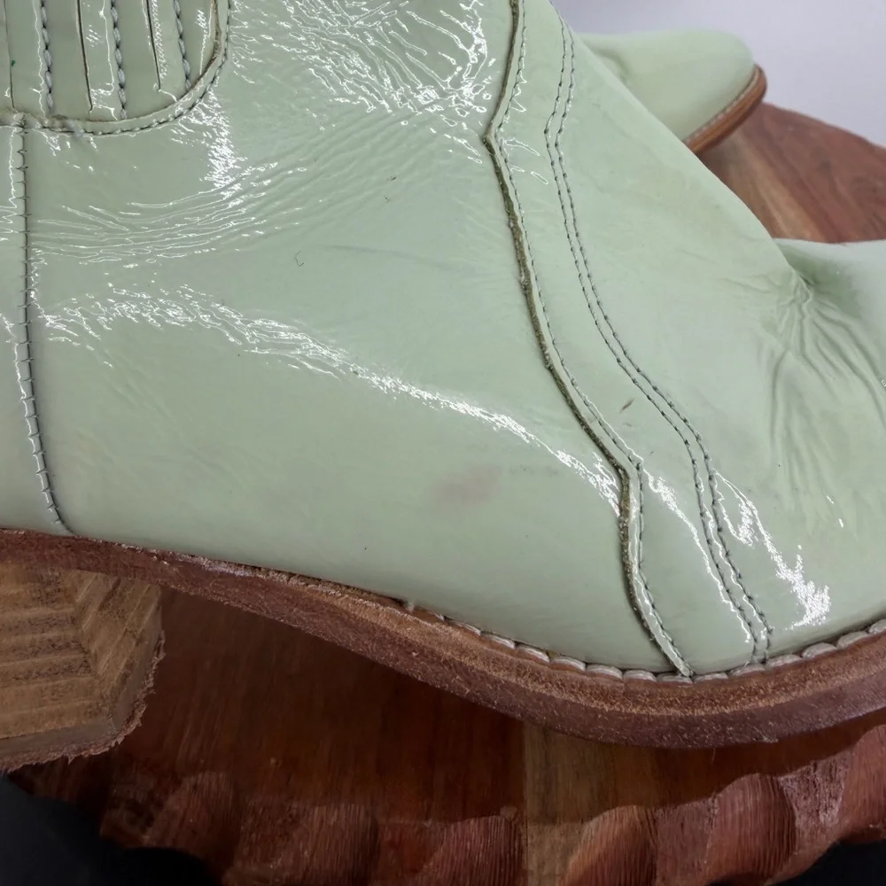 Free People New Frontier Chelsea Boots mint green patent leather‎ finish 40 9.5